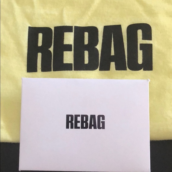 Black Gucci Mormont gold chain wallet bag - Picture 10 of 10